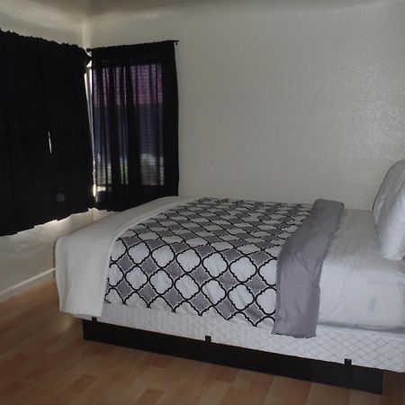 Grand Motel Williams Bagian luar foto