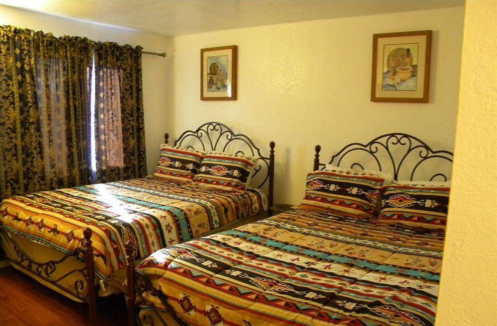 Grand Motel Williams Bagian luar foto