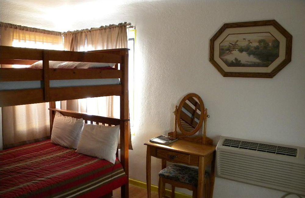 Grand Motel Williams Bagian luar foto